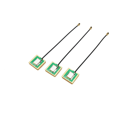 Antenne GPS en céramique active intégrée à gain élevé avec connecteur féminin U. FL Ipex