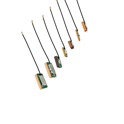 Antenne GPS en céramique active intégrée à gain élevé avec connecteur féminin U. FL Ipex