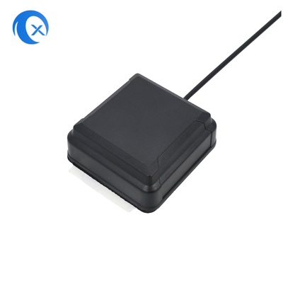 Montage magnétique L1/L2/L5 Antenne multi-GNSS à gain élevé 38 dBi avec connecteur mâle SMA