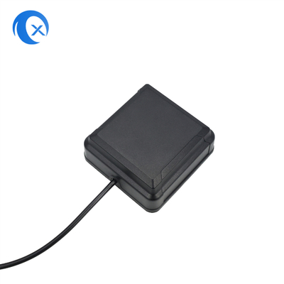 Montage magnétique L1/L2/L5 Antenne multi-GNSS à gain élevé 38 dBi avec connecteur mâle SMA